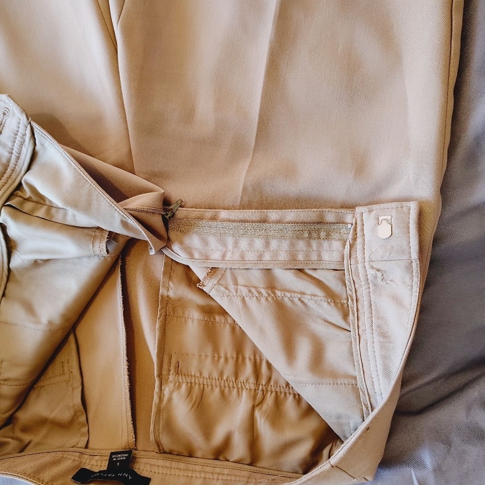 Ann Taylor Wide-Leg Trousers – Size 6 (Beige/Ta - Picture 9 of 9